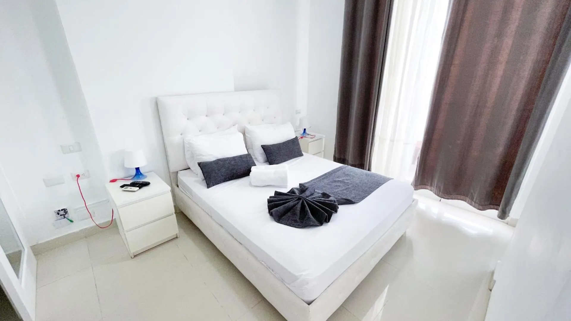 Dukassi Suites Hotel Rooms Beach Bavaro Wifi Parking Rooftop Pool & Spa Punta Cana Repubblica Dominicana