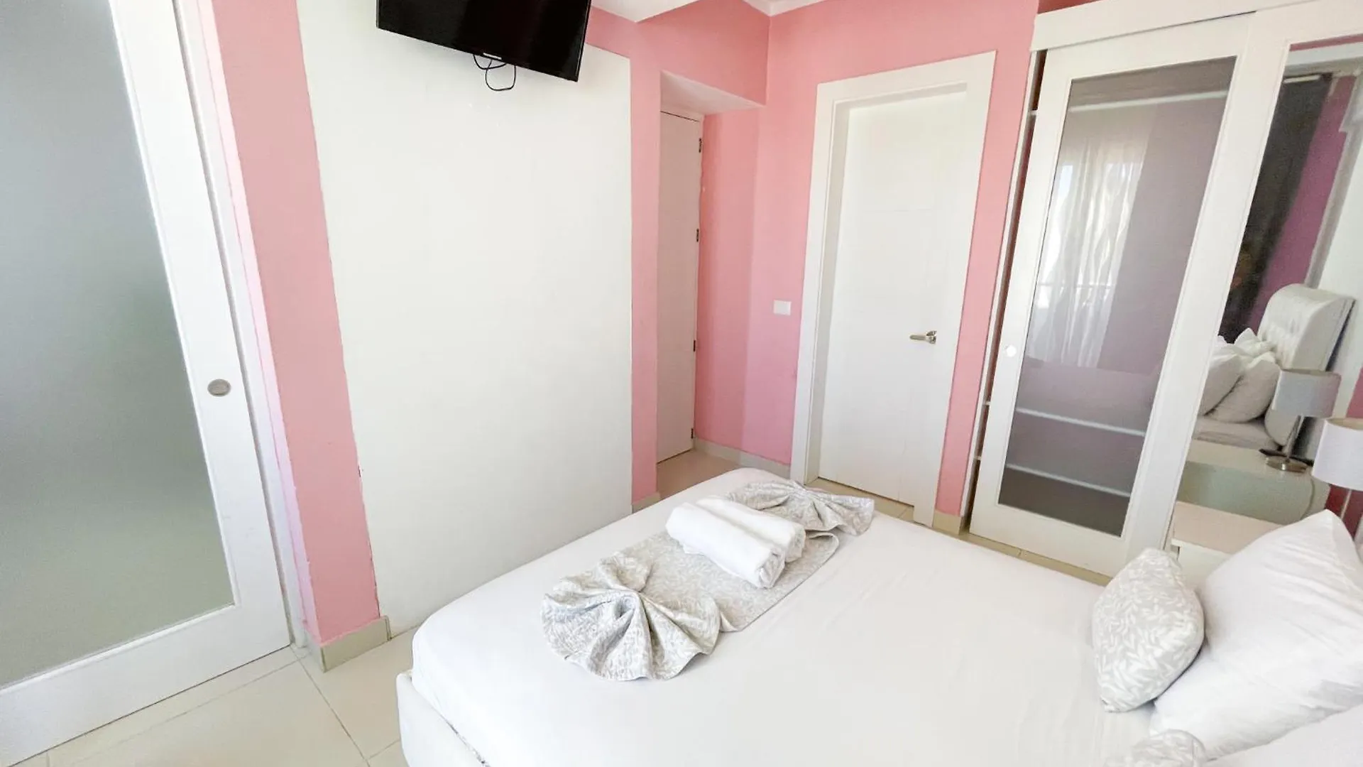 Dukassi Suites Hotel Rooms Beach Bavaro Wifi Parking Rooftop Pool & Spa Πούντα Κάνα