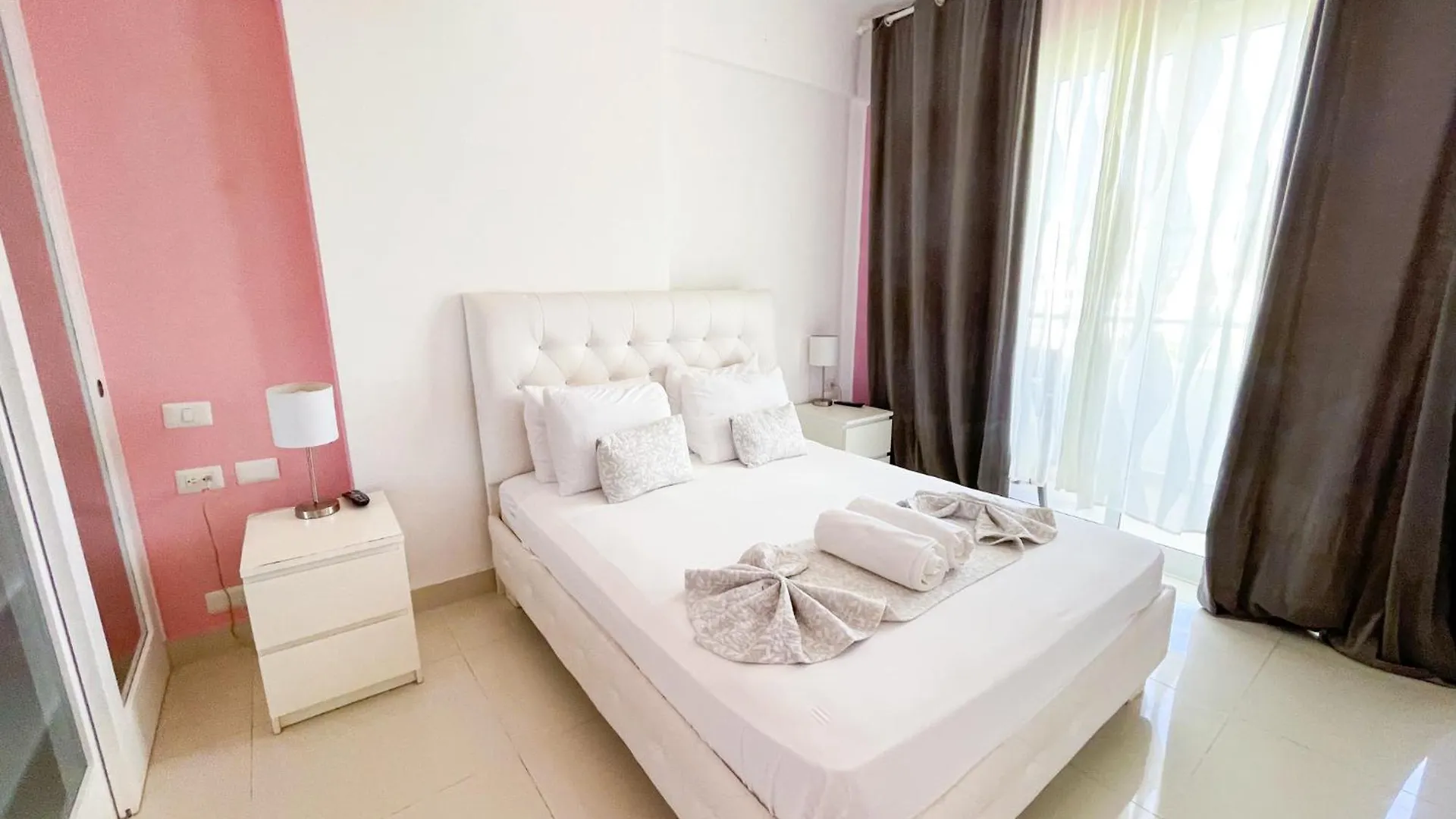 Dukassi Suites Hotel Rooms Beach Bavaro Wifi Parking Rooftop Pool & Spa Πούντα Κάνα 5*,